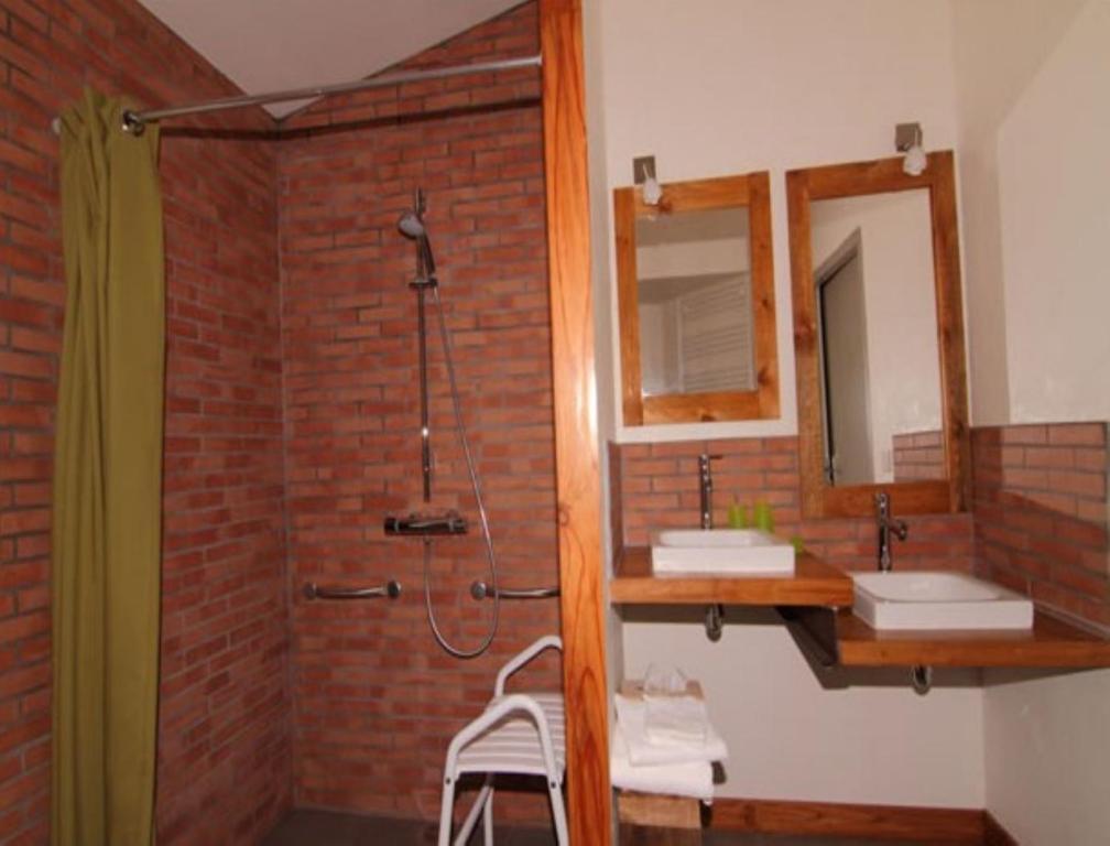 Chambres D'Hotes Le Chateau Rouge Saint-Germain-sur-Moine Номер фото
