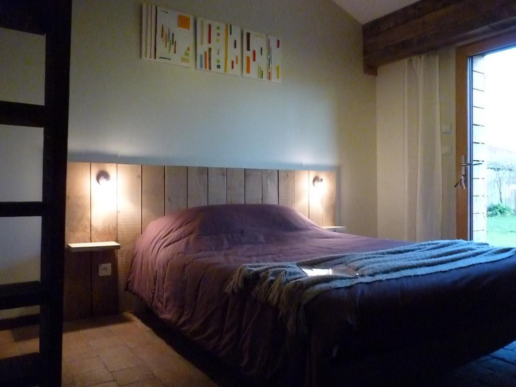 Chambres D'Hotes Le Chateau Rouge Saint-Germain-sur-Moine Экстерьер фото